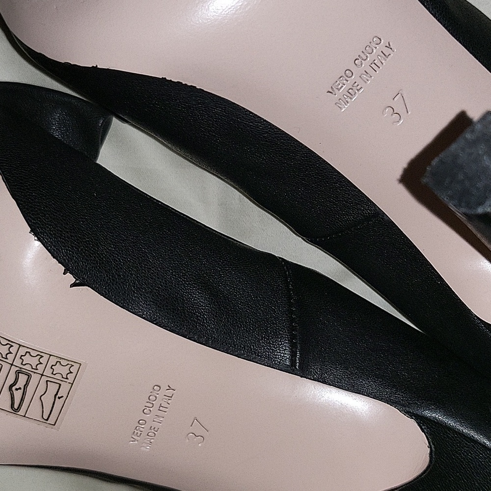 RED Valentino - Picture 6 of 9